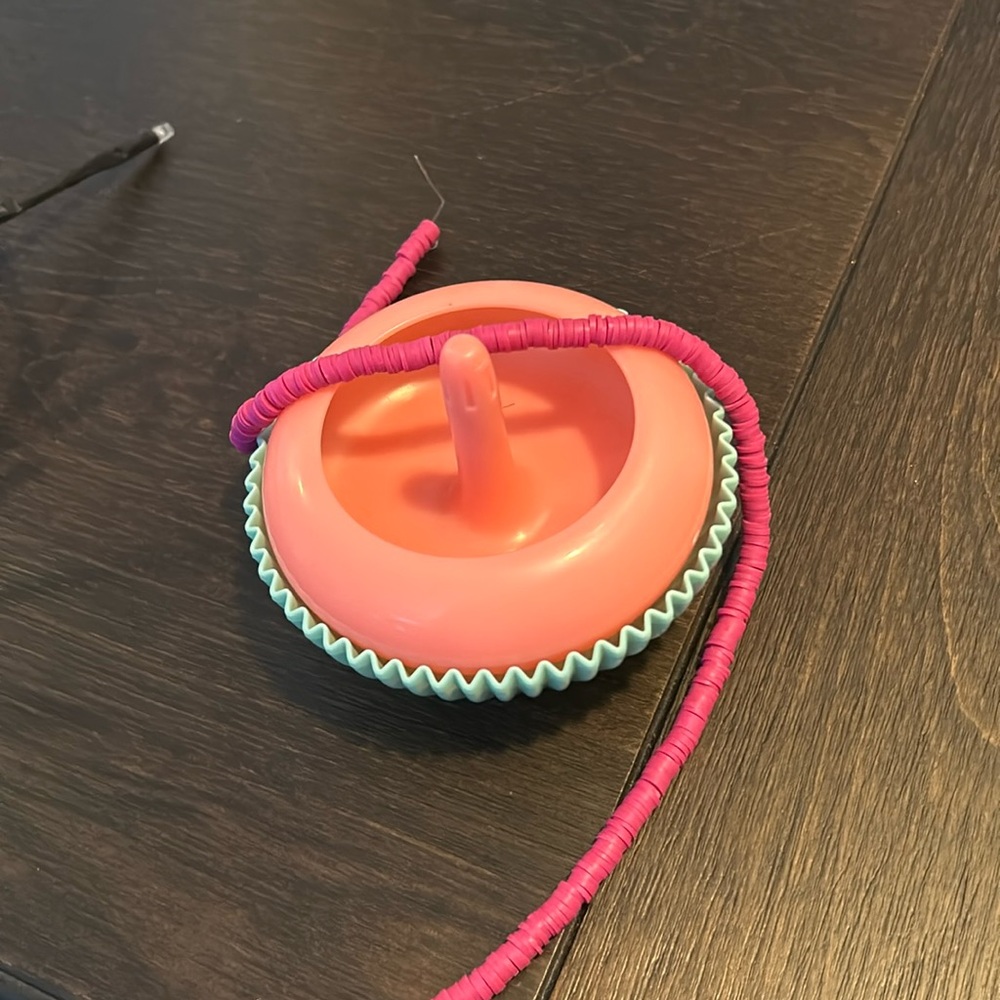 Bead spinner with beads